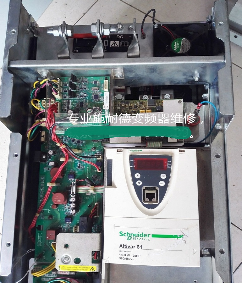 山东 烟台Schneider施耐德ATV61HC16N4变频器 施耐德变频器报LP欠压维修